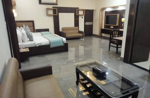 Bharatpur Hotel | Hotel Park Regency Bharatpur