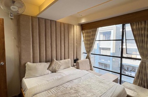 Ahmedabad Hotel | Hotel Pelican villaa