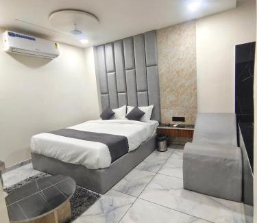 Ahmedabad Hotel | Hotel Prime Sky