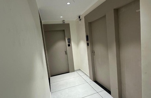 Maninagar Hotel | Hotel Prithvi Hill