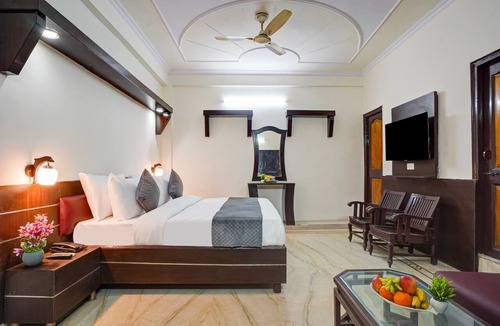 Ghaziabad Hotel | Hotel Prithvi palace