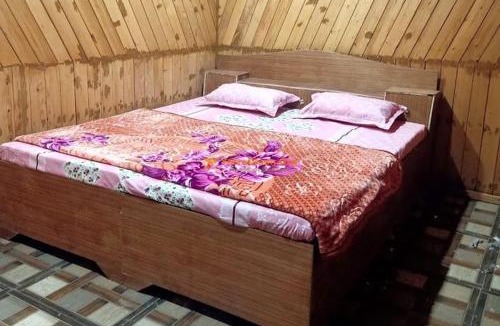 Kharsali Hotel | Hotel priyanshu
