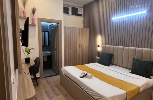 Gurugram Hotel | Hotel PRM Sweet Stay