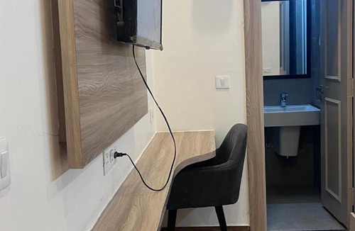 Gurugram Hotel | Hotel PRM Sweet Stay