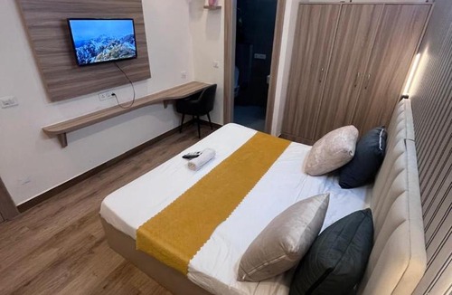 Gurugram Hotel | Hotel PRM Sweet Stay
