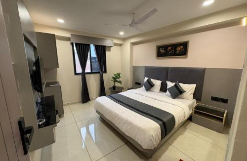 Shahibaug Hotel | Hotel Prominent Town