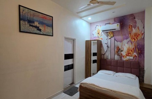 Sonepat Hotel | Hotel R3