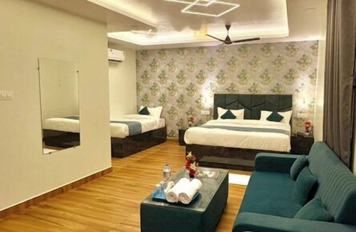 Kanpur Hotel | Hotel Raas Garden