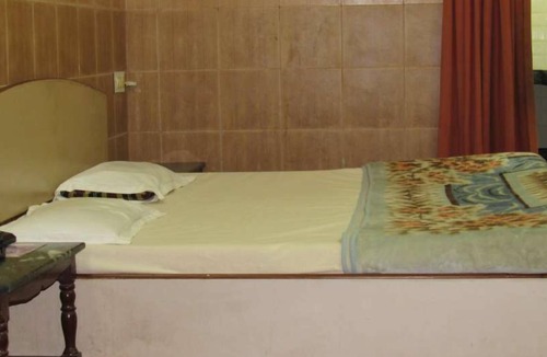 Prabhadevi Hotel | Hotel Rajdoot
