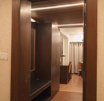 Bhopal Hotel | Hotel Rajhans Regent