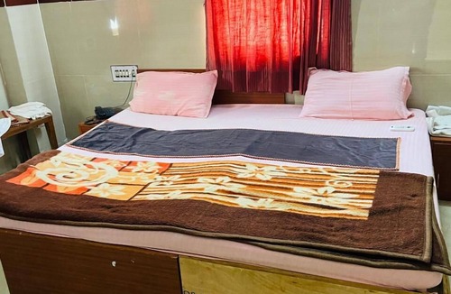 Shiv Hotel | Hotel RajKamal