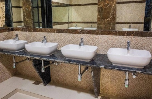 Chandrapur Hotel | Hotel Rajwada Palace