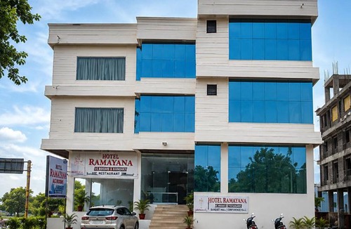 Ellora Hotel | Hotel Ramayana