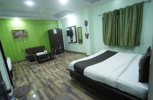 Rishikesh Hotel | Hotel Rameshwaram Inn