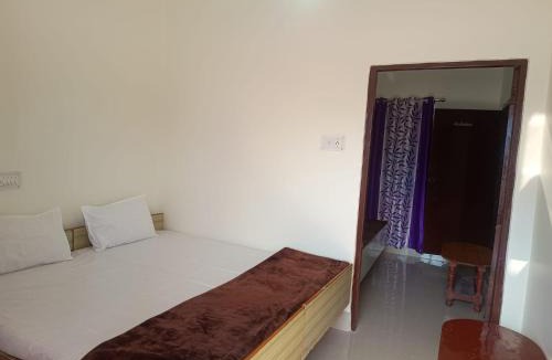 Kharsali Hotel | HOTEL Ramola