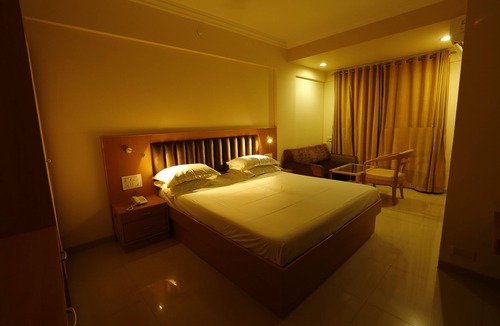 Chendhare Hotel | Hotel Ravi Kiran