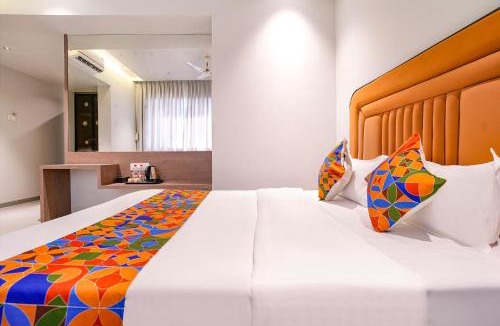 Vasai East Hotel | Hotel Regency