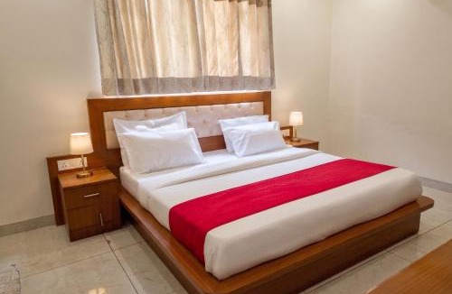 Gurugram Hotel | Hotel Retro Folic Near Golf Course Road & Cyber City