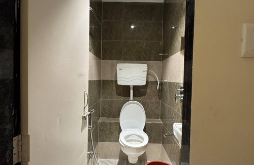 Sakinaka Hotel | Hotel Rishi Palace