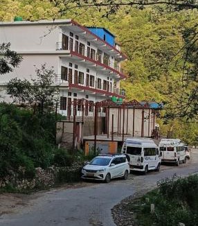 Narainkoti Hotel | Hotel Rishwasha