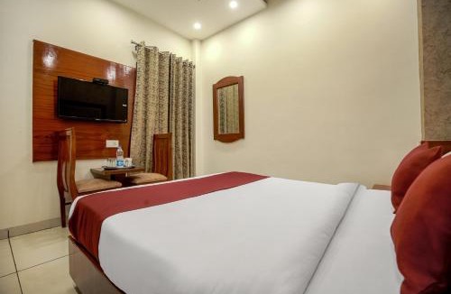 Chandigarh Hotel | Hotel RK Residency Opposite ISBT Sector 43 Chandigarh