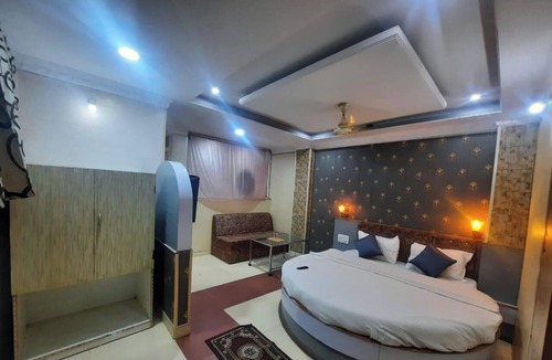 Pachmarhi Hotel | Hotel Rock View