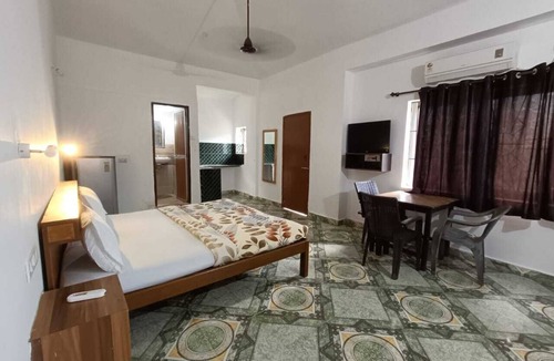Baga Hotel | Hotel Romeo's Palace Near Baga Beach