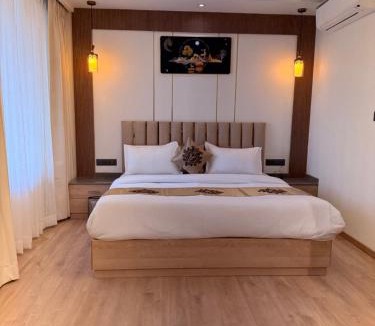 Haldwani Hotel | Hotel Rosewood