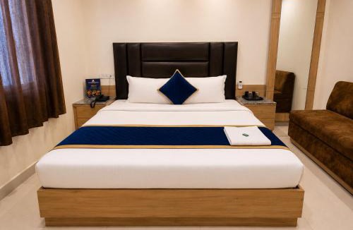 Gwalior Hotel | Hotel Royal Aanandam