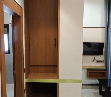 Aligarh Hotel | Hotel ROYAL DC