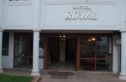 Sarkhej Hotel | Hotel Royal