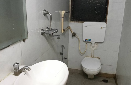 Amarnath House | Hotel Royal Inn Ulhasnagar