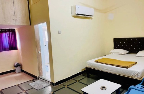 Amarnath House | Hotel Royal Inn Ulhasnagar