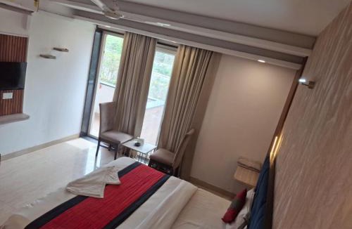 Gurugram House | Hotel Royal Stay