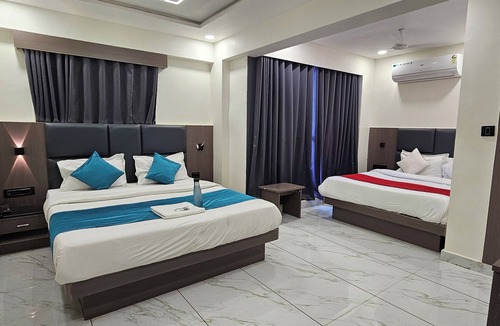 Vastrapur Hotel | Hotel Royal Villa
