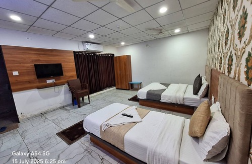 Rajkot Hotel | Hotel Rudraksh