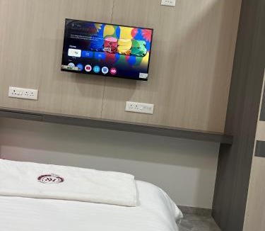 Junnar Hotel | HOTEL RUDRANSH Regency