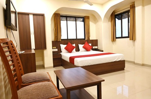 Dombivli East Hotel | Hotel Sagar