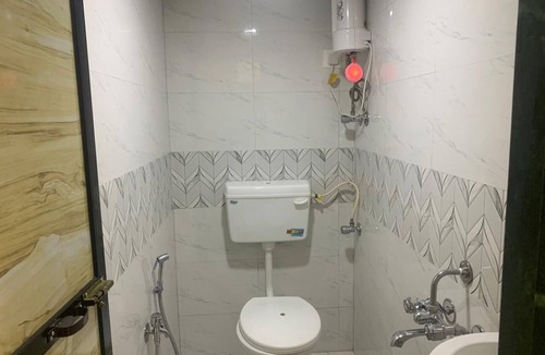 Chembur East Hotel | Hotel Sai Plaza