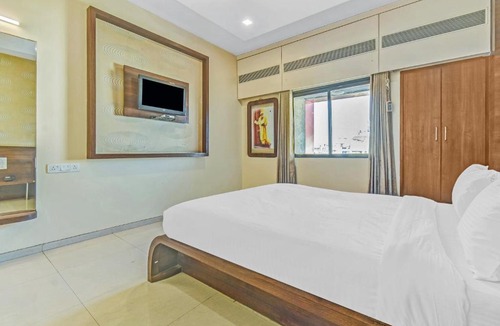 Shirdi Hotel | Hotel Sai Sparsh-150 meters from Saibaba temple