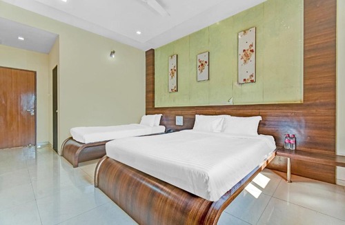 Shirdi Hotel | Hotel Sai Sparsh-150 meters from Saibaba temple