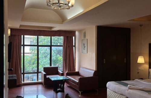 Hyderabad Hotel | Hotel Saiprakash