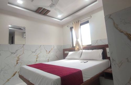 Andheri West Hotel | Hotel Samrat Palace 2 Goregaon West