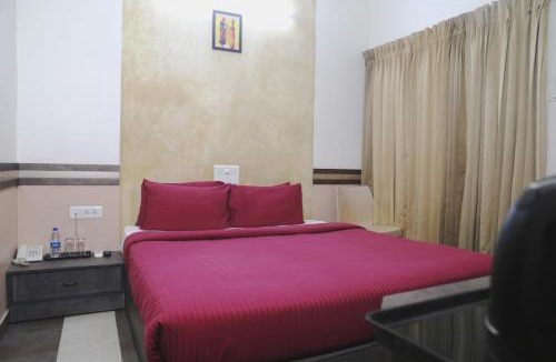 Seth Narang Das Layout Apartment | Hotel Sapthagiri Nest