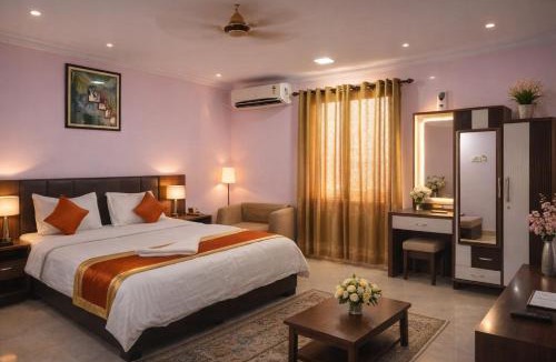 Varanasi Hotel | Hotel Sarweshwary