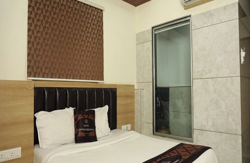 Belapur Hotel | Hotel Satyam Residency