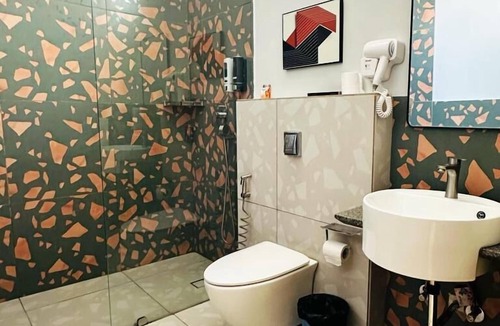 Madhapur Hotel | Hotel Serenity La Serene