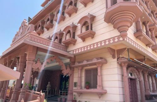 Vrindavan Hotel | Hotel Seth Murlidhar Seva Sadan-Near Prem Mandir