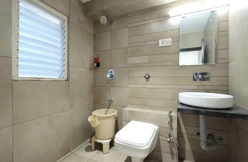 Surat Hotel | HOTEL SHAGUN ROOMS & BANQUET Surat