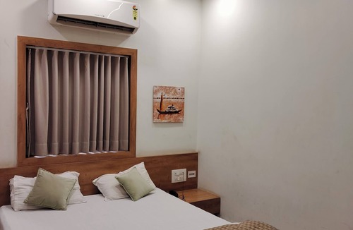 Morbi Hotel | HOTEL SHAHI PALACE